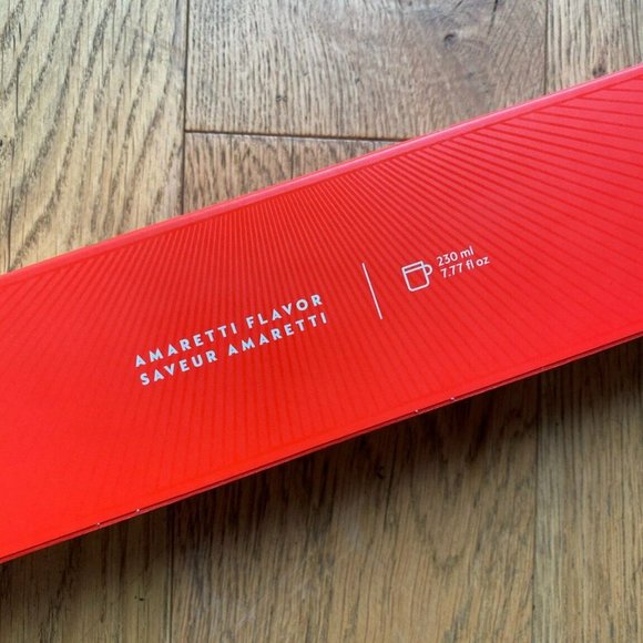 Nespresso Amaretti SleevesHoliday 2020 Vertuoline - Picture 3 of 4